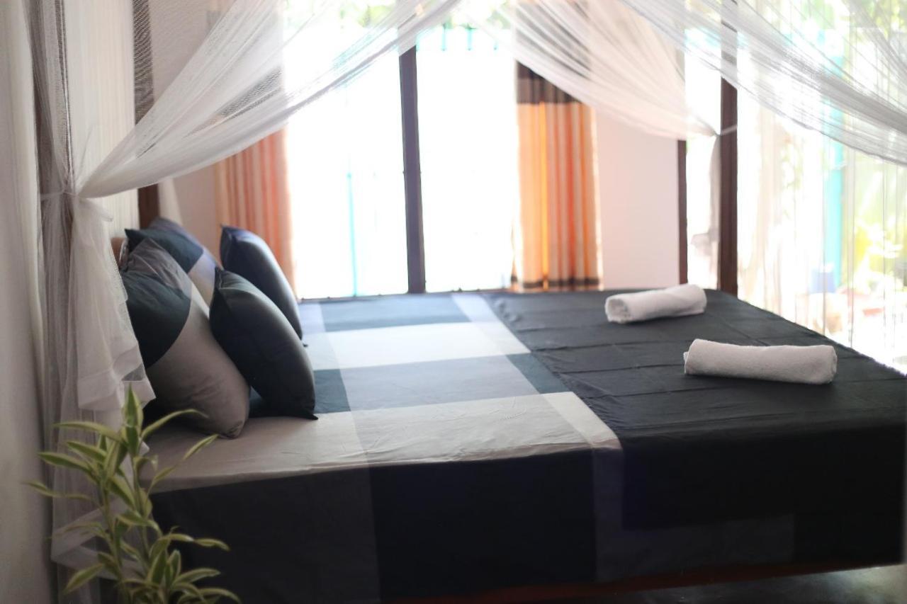 Bakery Family Guest House มิริสซา ภายนอก รูปภาพ