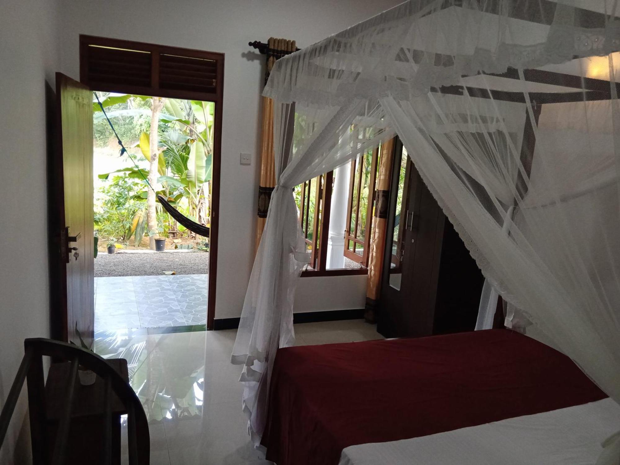 Bakery Family Guest House มิริสซา ภายนอก รูปภาพ