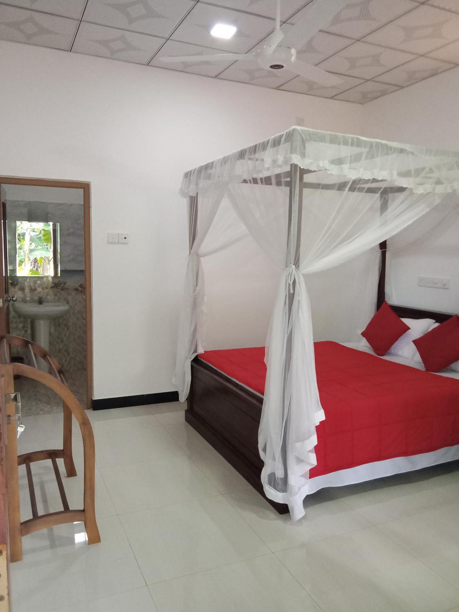 Bakery Family Guest House มิริสซา ภายนอก รูปภาพ